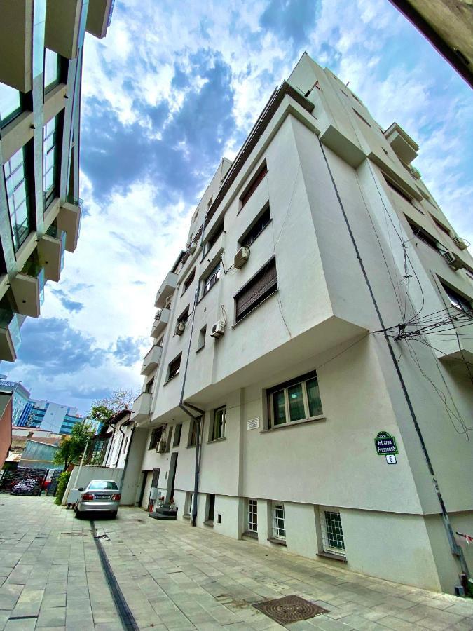 Downtown Victoria Apartments By Citybookings Bucareste Exterior foto